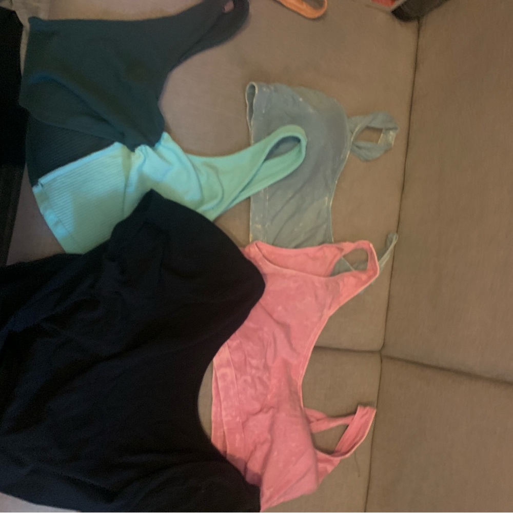 4 WOMENS XL TOPS BRAS CROP TANK TOPS SHIRTS